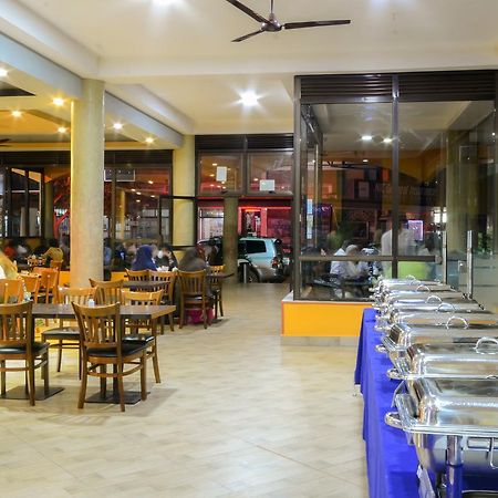 Igar Plaza Hotel Jinja Exterior foto